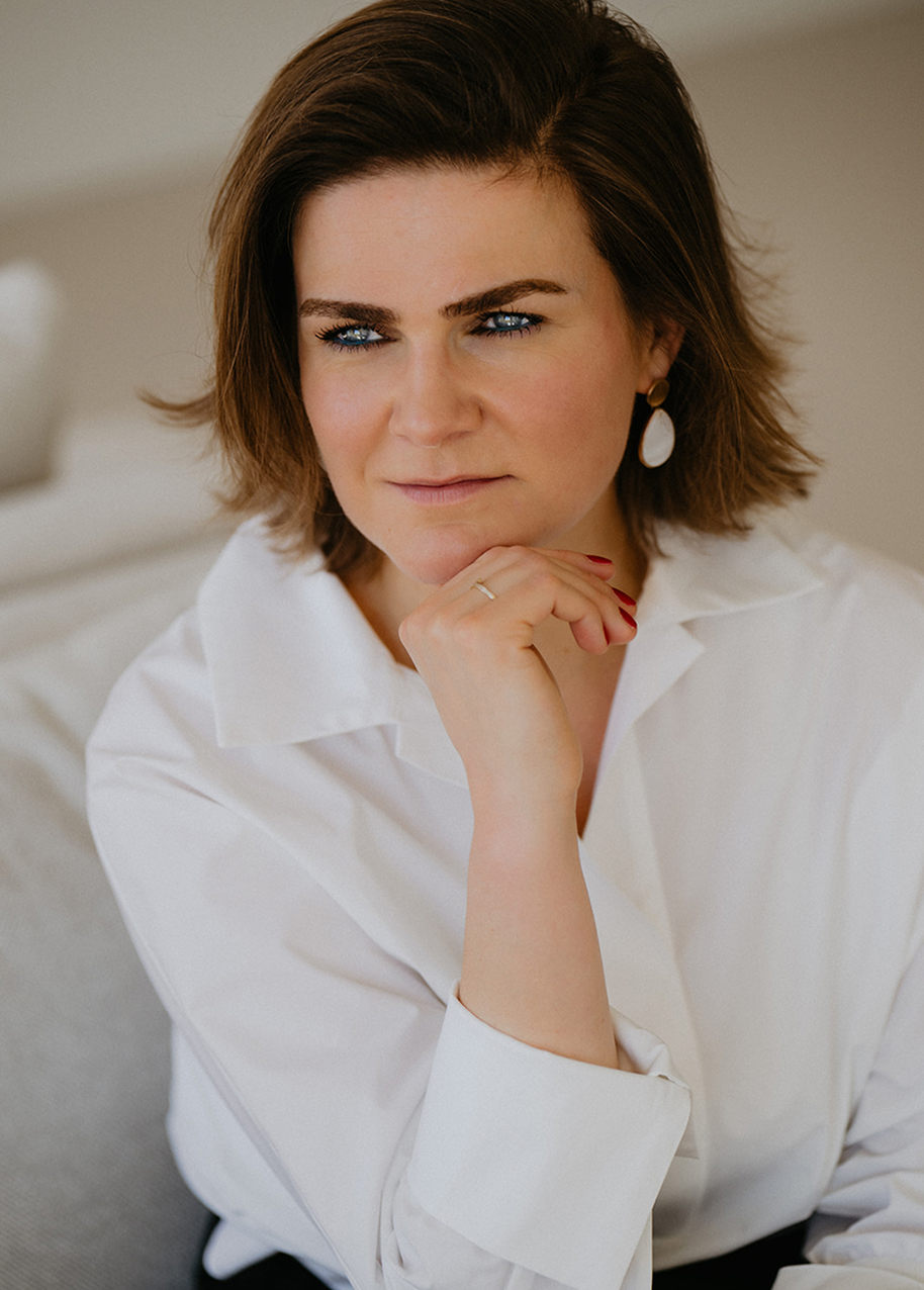 Professionele portretfoto van Sjanneke de Crom, strafrechtadvocaat